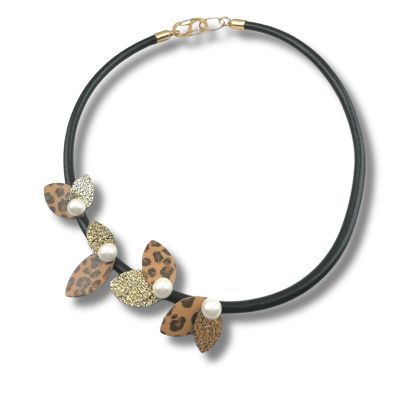 &Kappa;&omicron;&lambda;&iota;έ &kappa;&omicron;&nu;&tau;ό &mu;&epsilon; &phi;&upsilon;&lambda;&lambda;&alpha;&rho;ά&kappa;&iota;&alpha; &chi;&rho;&upsilon;&sigma;ό -&lambda;&epsilon;&omicron;&pi;ά&rho;  &mu;&epsilon; &pi;έ&rho;&lambda;&epsilon;&sigmaf;