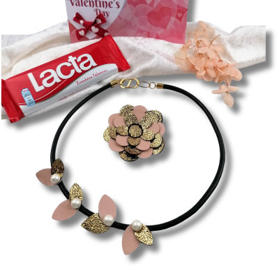 &Sigma;&epsilon;&tau; Valentine Collection &ndash; &Kappa;&omicron;&lambda;&iota;έ & &Mu;&alpha;&gamma;&nu;&eta;&tau;&iota;&kappa;ή &Kappa;&alpha;&rho;&phi;ί&tau;&sigma;&alpha; &Rho;&omicron;&zeta; & &Chi;&rho;&upsilon;&sigma;ό  + &Delta;ώ&rho;&omicron; &Epsilon;&upsilon;&chi;&epsilon;&tau;ή&rho;&iota;&alpha; &Kappa;ά&rho;&tau;&alpha; & &Sigma;&omicron;&kappa;&omicron;&lambda;ά&tau;&alpha;